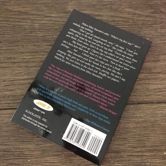 The Skin I’m In a novel by: Sharon G. Flake paperback book Read180 stage C - Picture 3 of 3